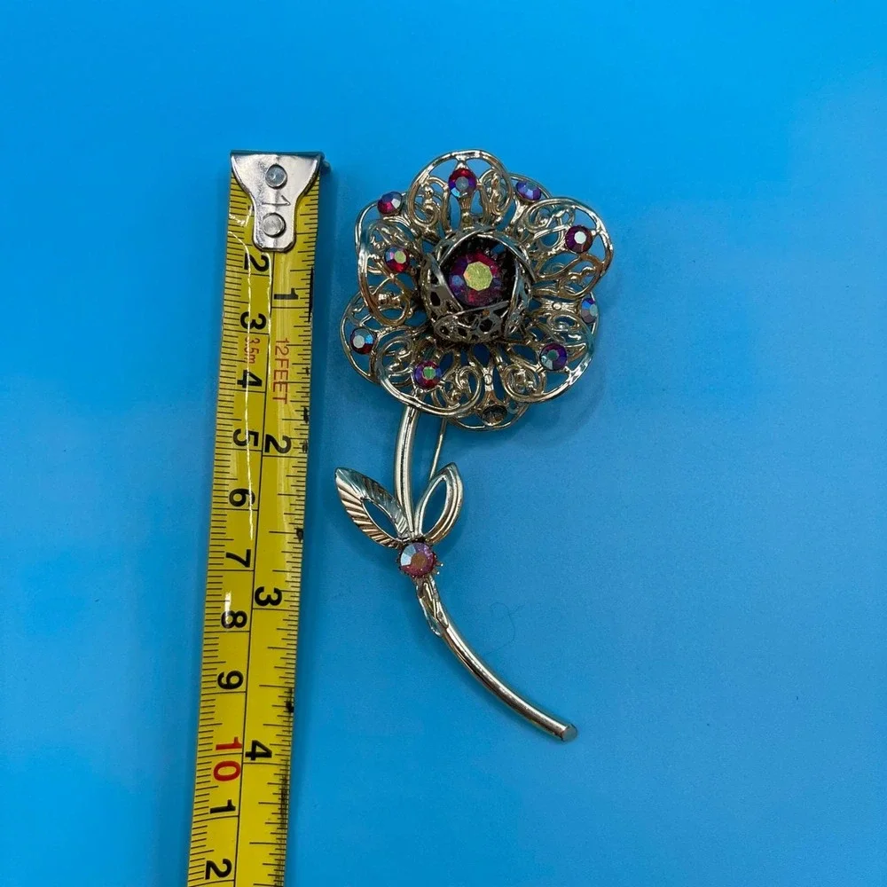 Vintage Sarah Coventry Flower Brooch Gold Aurora Borealis Rhinestone Filigree